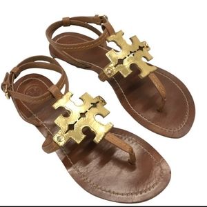 Tory Burch Phoebe Gold Embossed Flat Leather Thong Sandals. Tan, Size 9